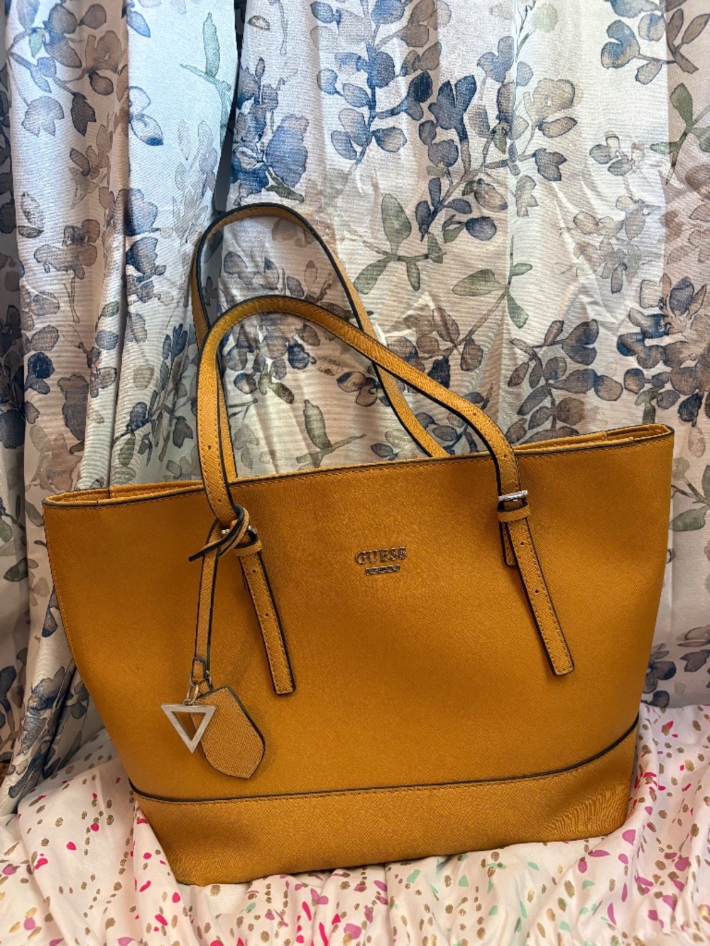Guess Los Angeles Collection Tote Handbag